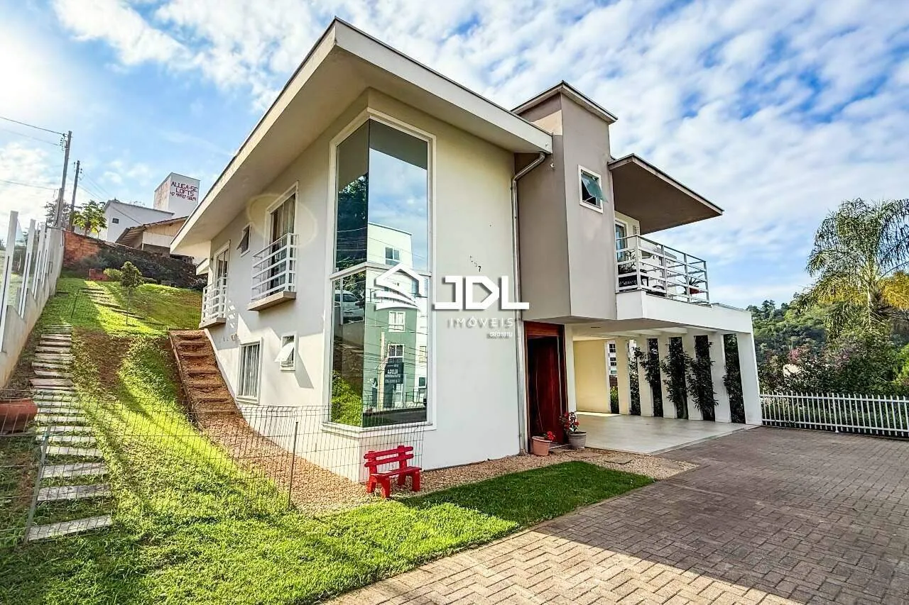 CASA A VENDA NO BAIRRO ITOUPAVA SECA — foto 2