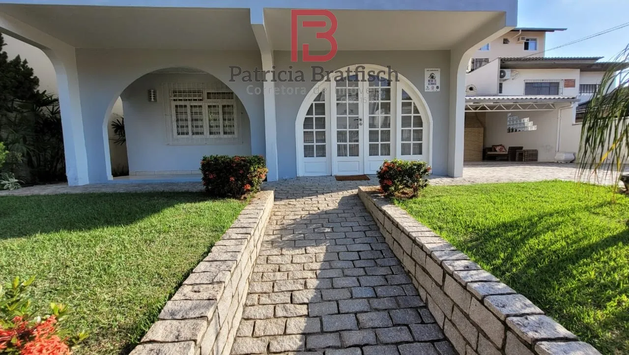 Casa para fins residencias e/ou comerciais. Semimobiliada, Proximidades da Vila Germânica. — foto 4