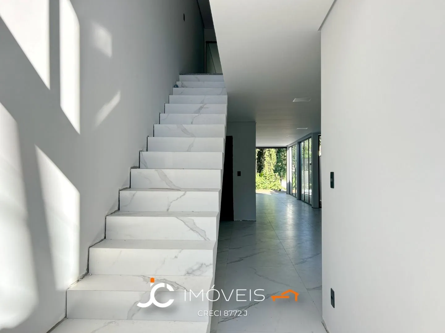 Sobrado com 3 suítes à venda, 208 m por R$ 1.090.000 — foto 4