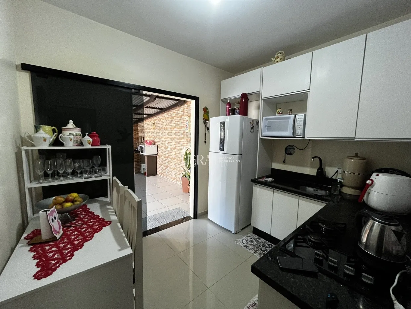 Casa semimobiliado com 04 dormitórios sendo 01 suíte no bairro Fortaleza em Blumenau! — foto 3