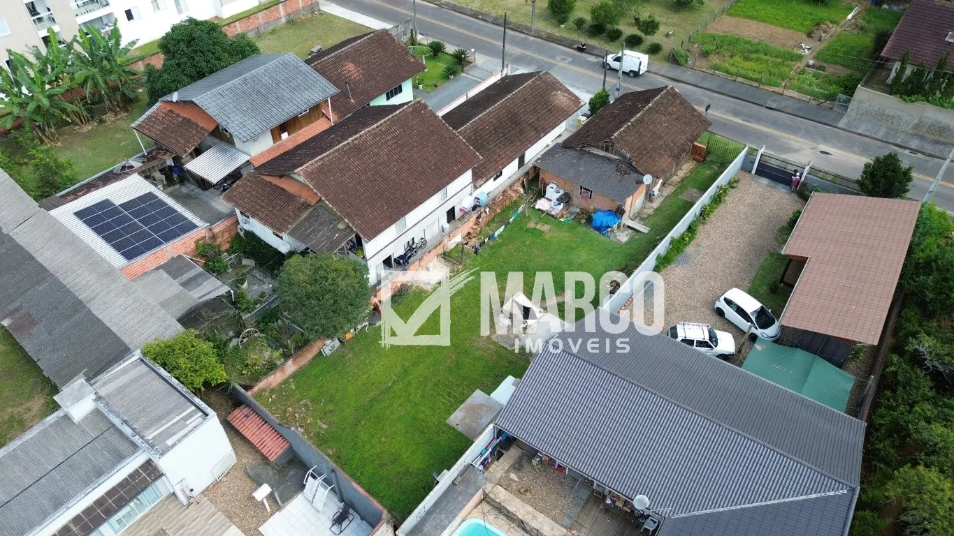 Terreno com Casa de Madeira no Centro de Pomerode — foto 5