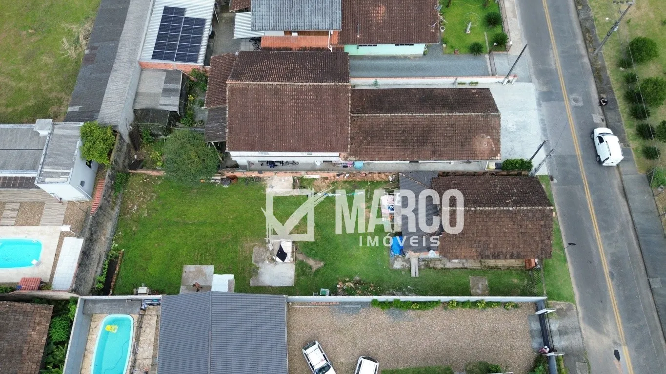 Terreno com Casa de Madeira no Centro de Pomerode — foto 7