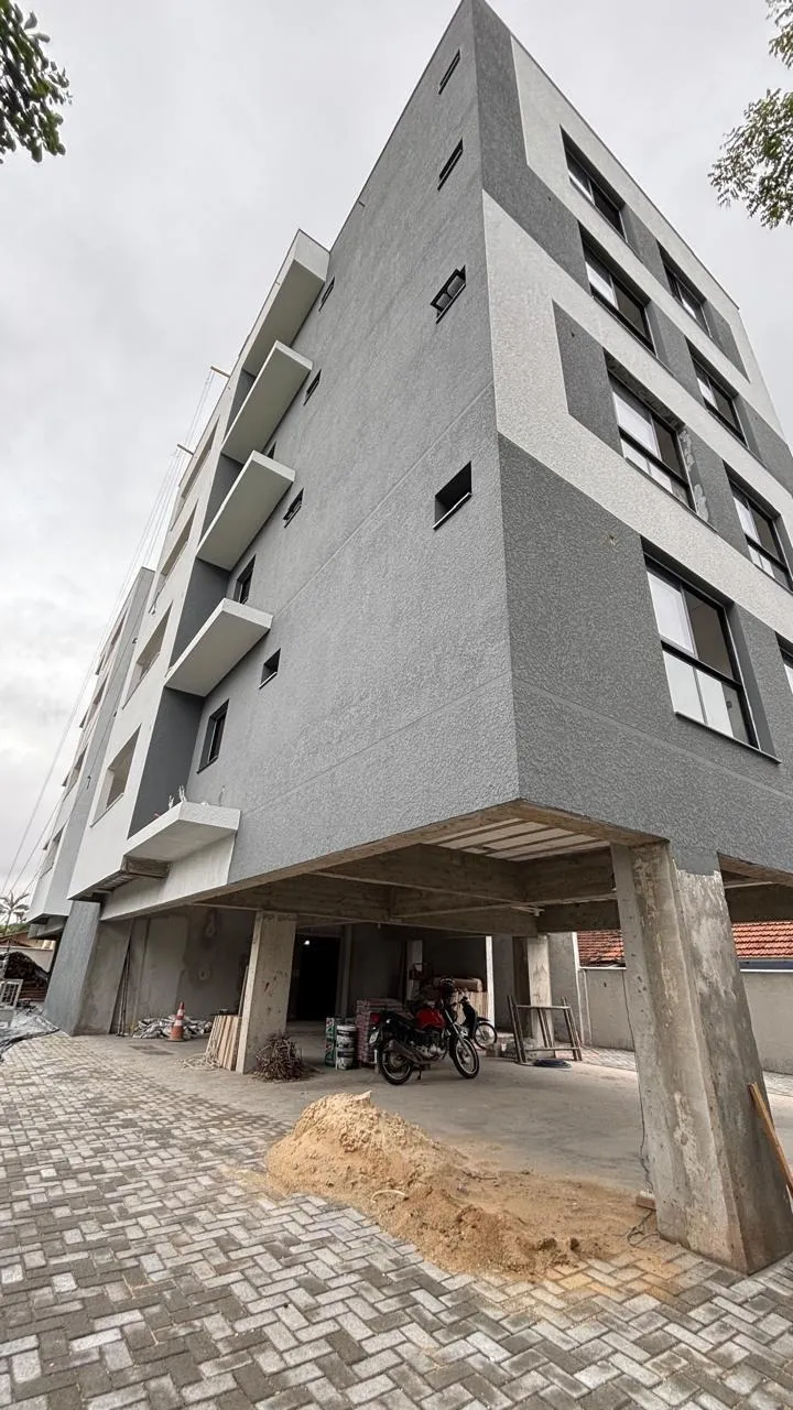 Apartamento com 1 suíte(s) mais 2 quarto(s) à venda no bairro Bucarein em Joinville, por R$ 539.900.00. - foto 1