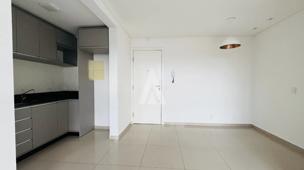 Apartamento com 1 suíte(s) mais 1 quarto(s) à venda no bairro COSTA E SILVA em JOINVILLE, por R$ 440.000.00. — foto 2