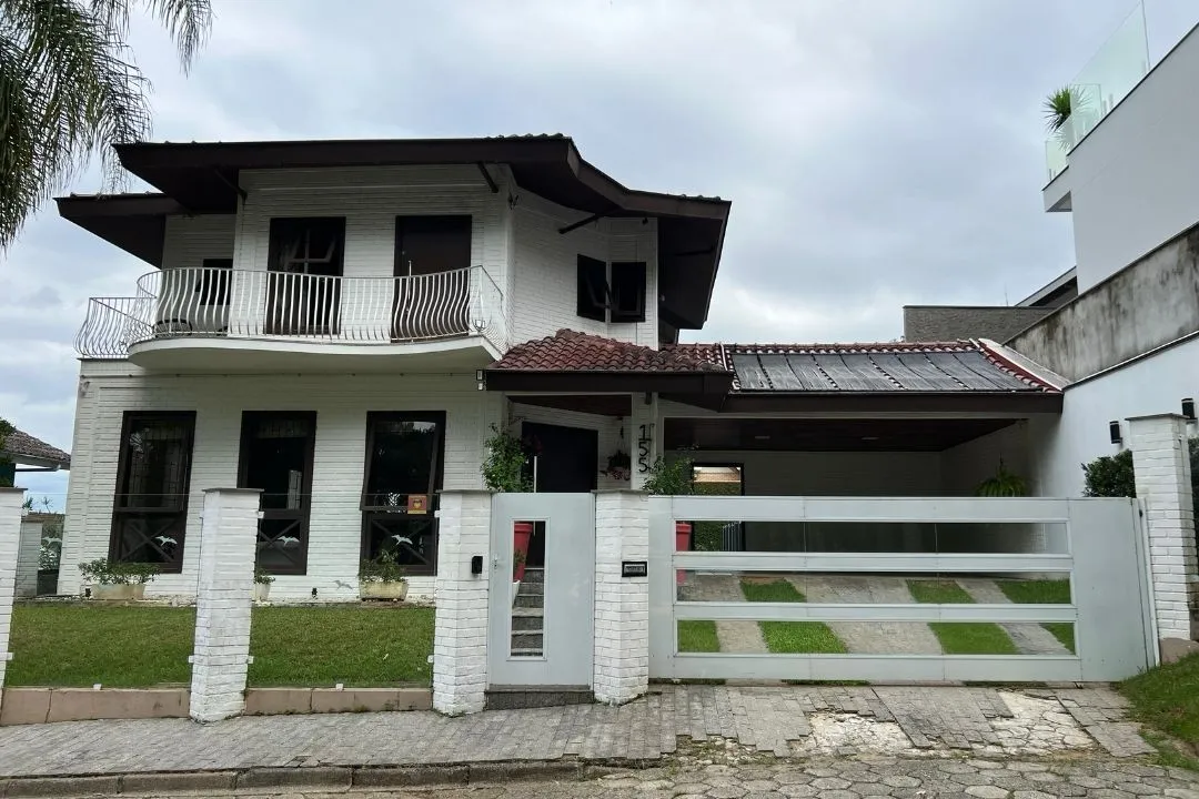 Casa a Venda no centro de Pomerode SC - foto 1