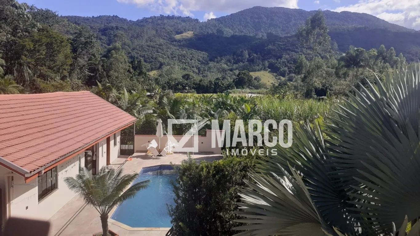 Seu refúgio na Rota do Enxaimel - Viva o encanto de Pomerode com conforto e exclusividade — foto 7