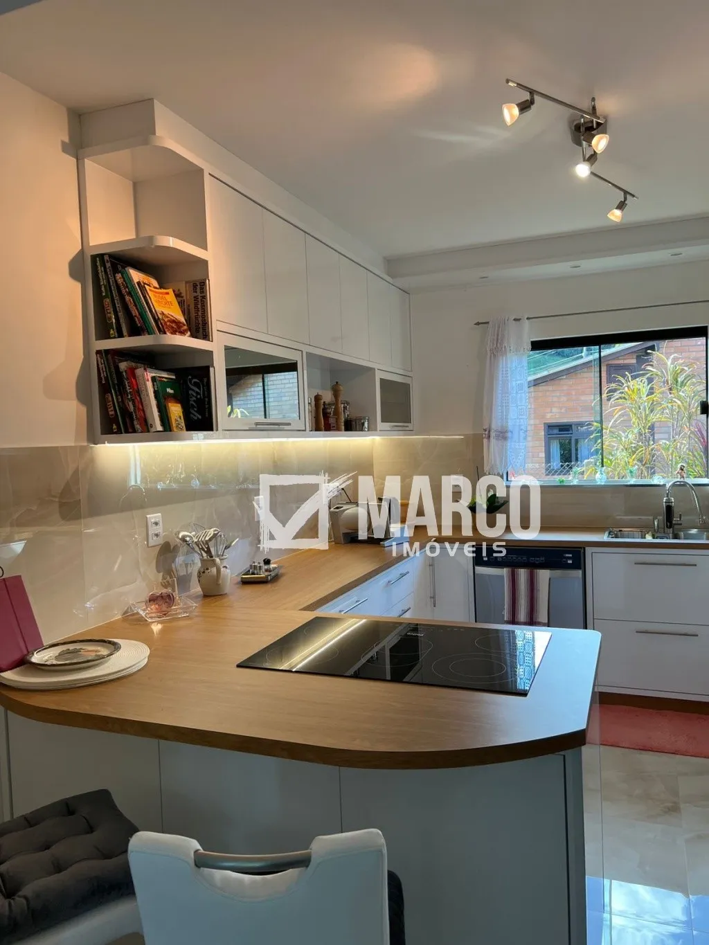 Seu refúgio na Rota do Enxaimel - Viva o encanto de Pomerode com conforto e exclusividade — foto 3