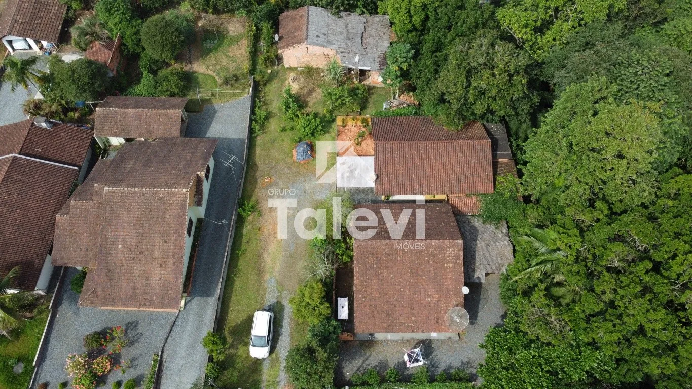 Terreno com 3.452m e Duas Casas em Testo Central - Potencial para Prédio Residencial e Renda Imediata — foto 4