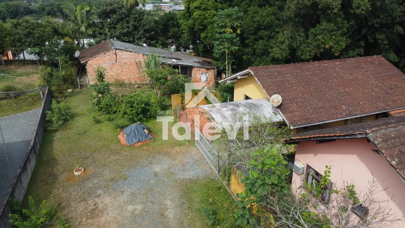 Terreno com 3.452m e Duas Casas em Testo Central - Potencial para Prédio Residencial e Renda Imediata — foto 6