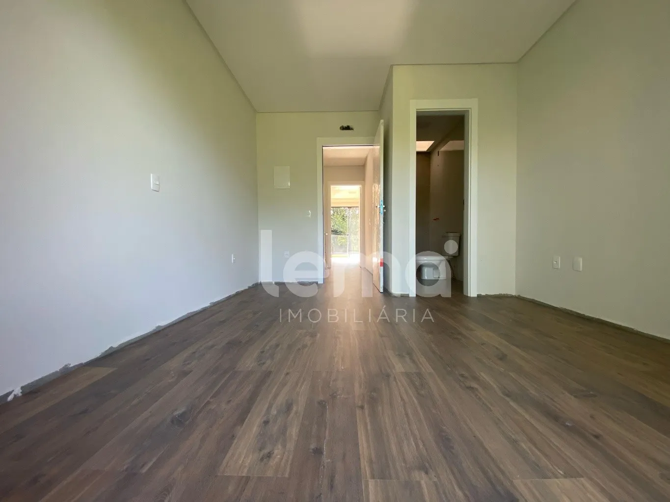 Sobrado com 2 suítes, no bairro Água Verde, em Blumenau. — foto 7