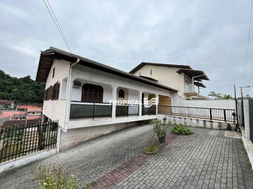 Casa com 3 dormitórios à venda, 119 m por R$ 700.000,00 - Fortaleza - Blumenau/SC - foto 1