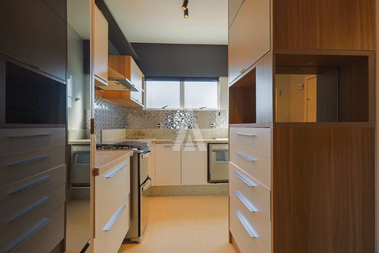Apartamento com 2 suíte(s) mais 1 quarto(s) à venda no bairro América em JOINVILLE, por R$ 998.000.00. — foto 4