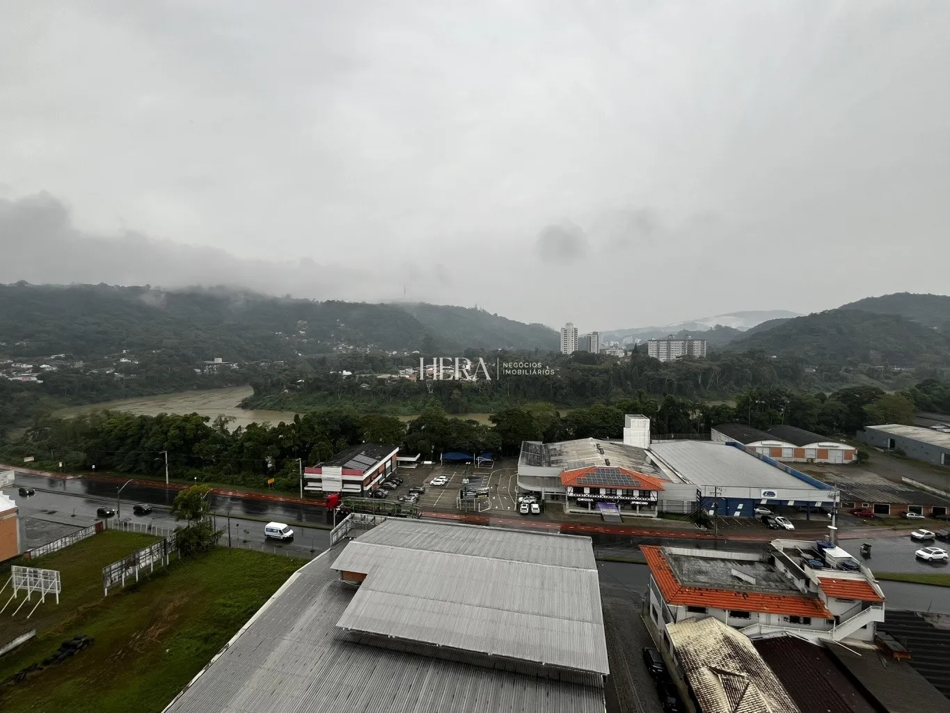 Apartamento semimobiliado 02 dormitórios com 01 suíte no bairro Itoupava Norte em Blumenau! — foto 6