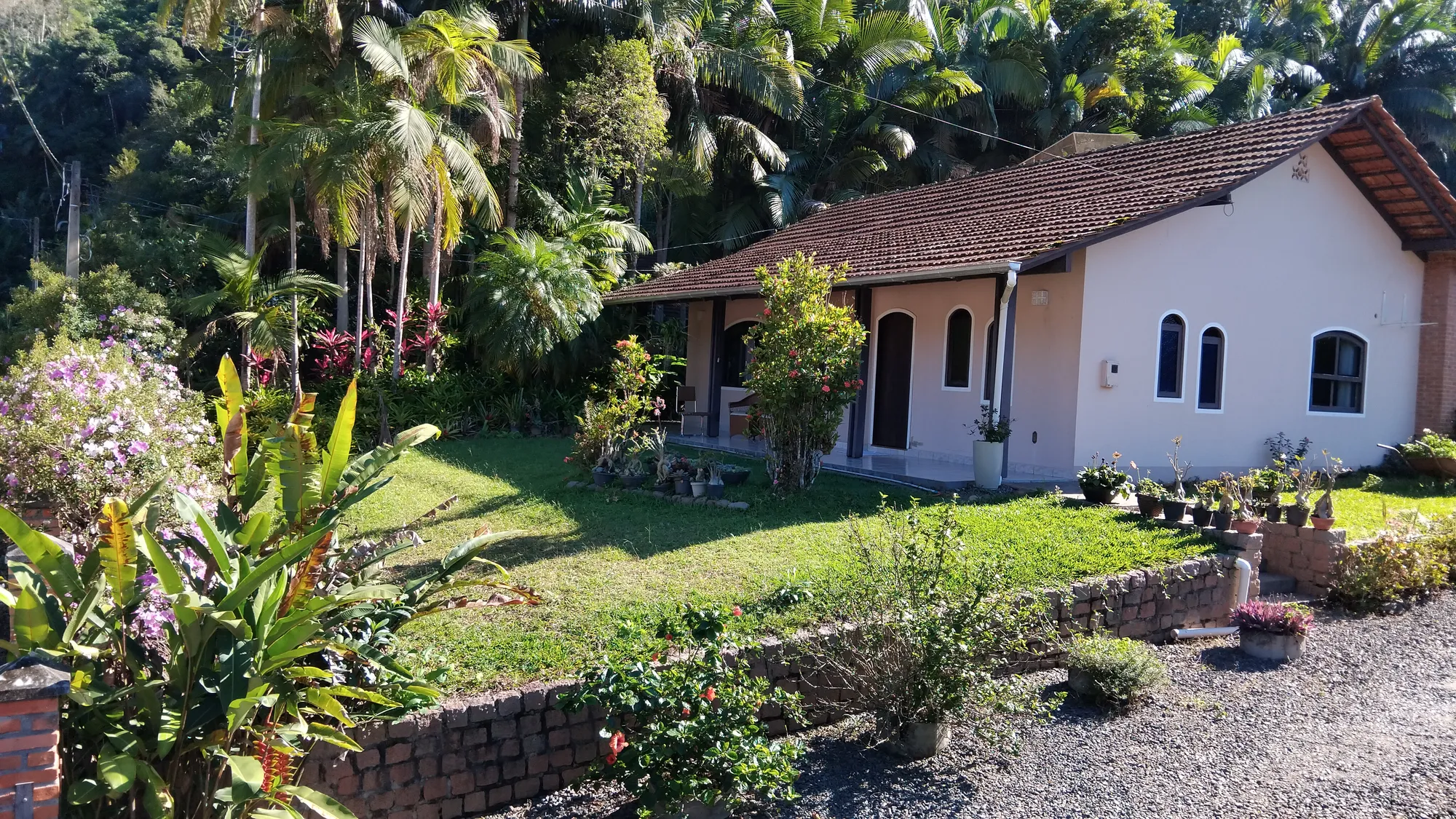 Casa em Rodeio excelente localização. - foto 1