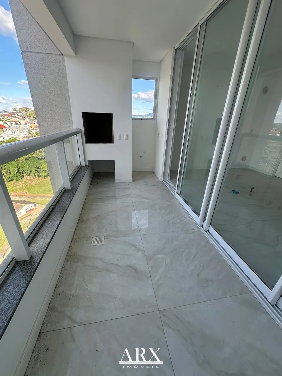 Belíssimo apartamento com 3 dormitórios no Bairro Escola Agrícola — foto 3