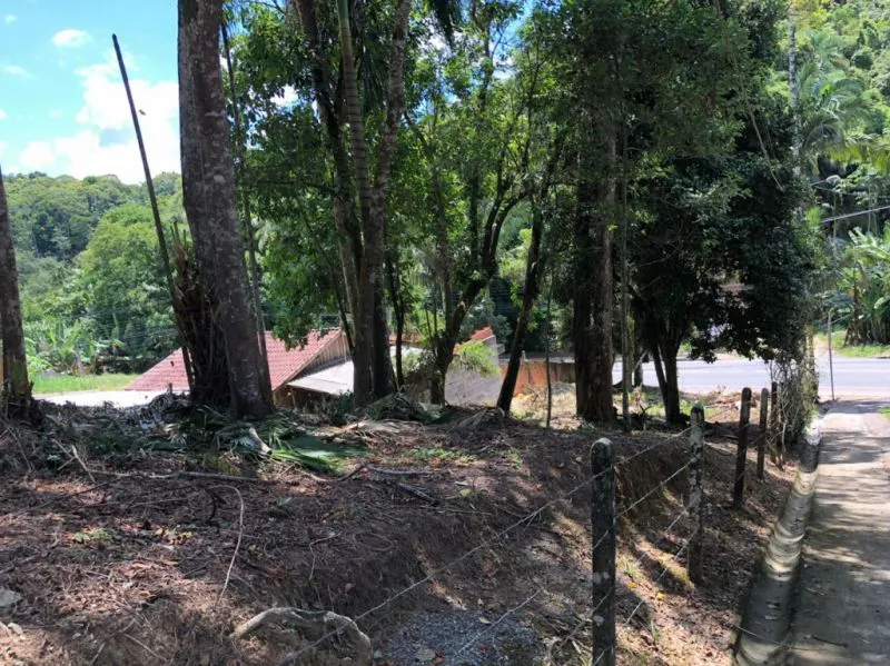 Amplo terreno ideal para casas geminadas — foto 5