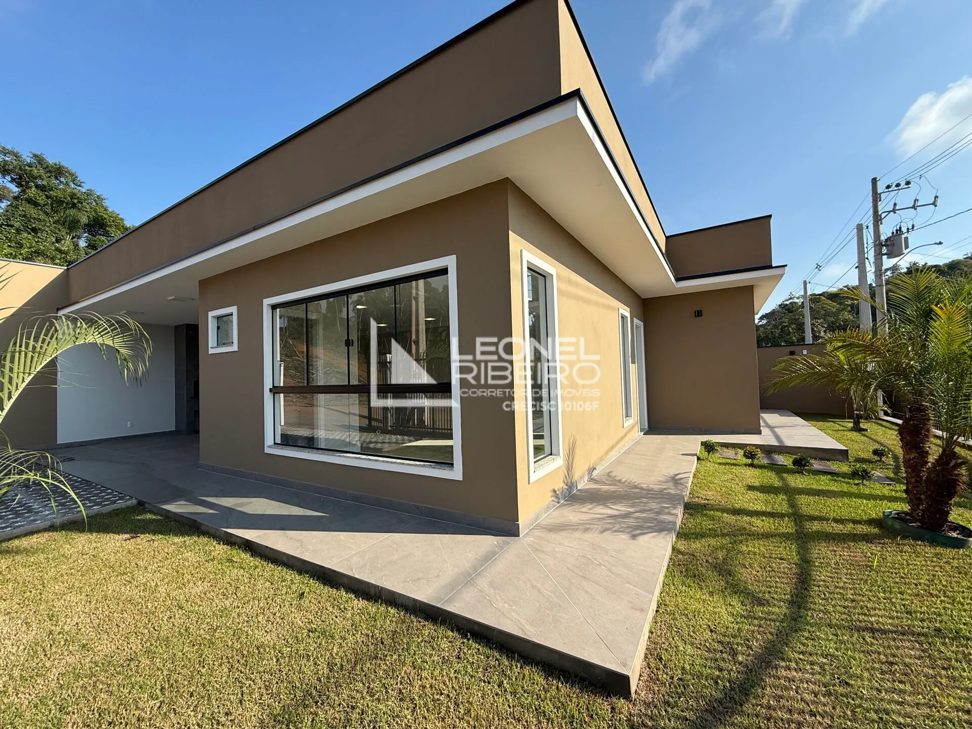 Casa com 3 dormitórios suítes, 134,36m à venda no bairro Araponguinhas em Timbó - SC - foto 1