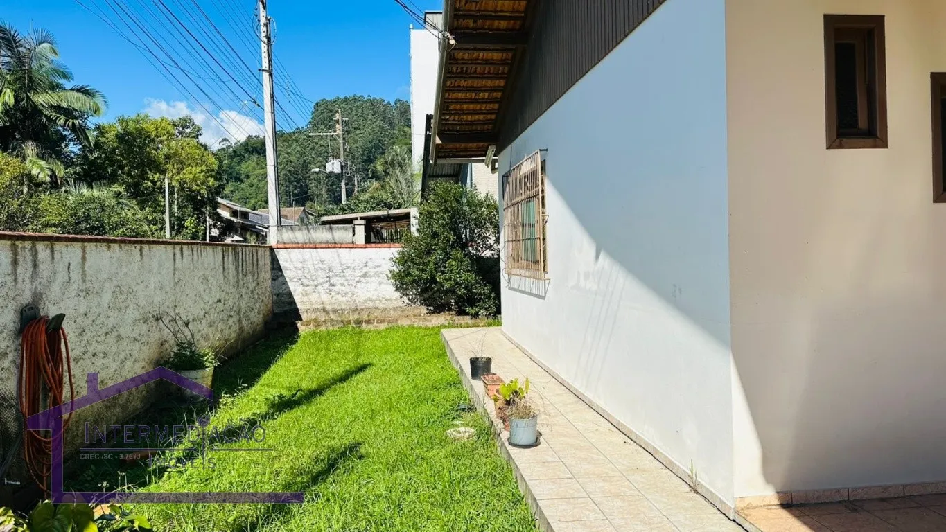 Casa com 3 quartos no bairro Velha — foto 7