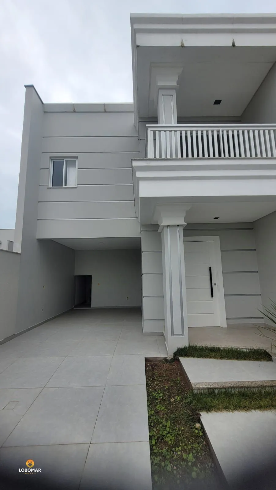 Sobrado com 03 suítes, á apenas 250m do mar, em Itajuba Barra Velha SC! — foto 2