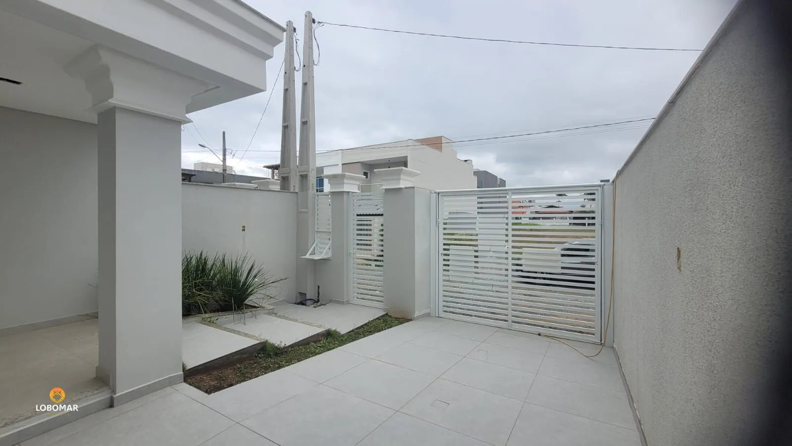 Sobrado com 03 suítes, á apenas 250m do mar, em Itajuba Barra Velha SC! — foto 4