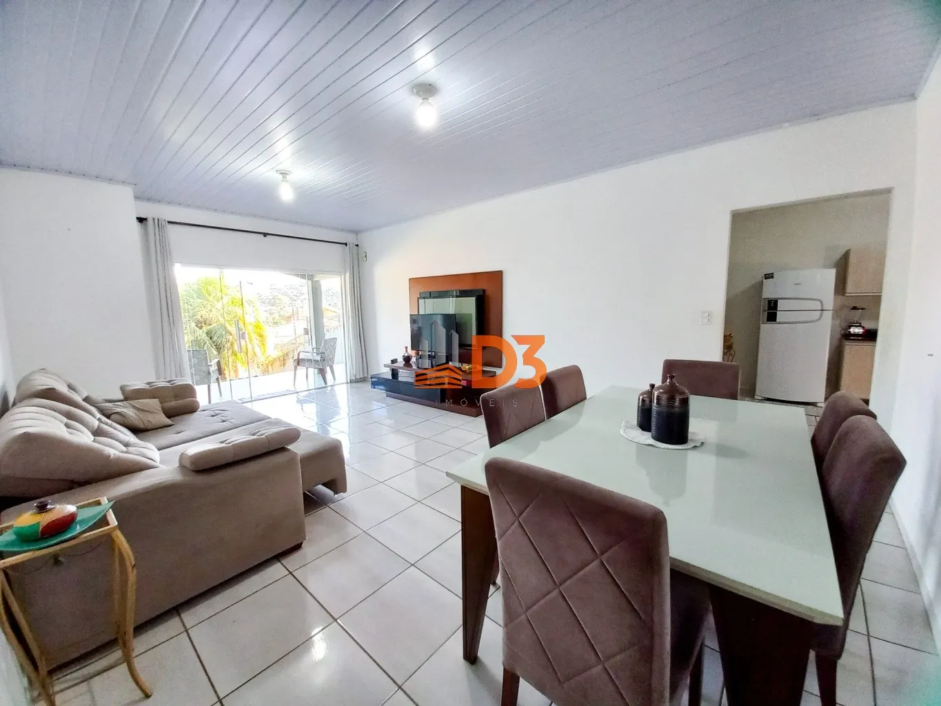 Ampla Casa à Venda no Bairro Fortaleza - Excelente Localização! — foto 3