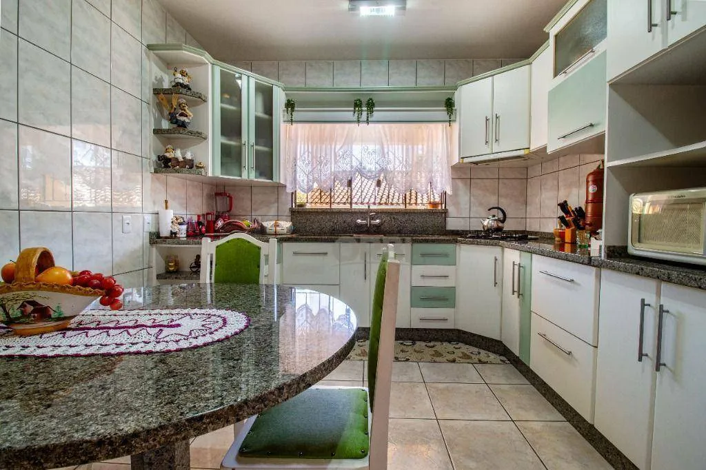 Casa com 5 dormitórios à venda, 238 m por R$ 890.000,00 - Bela Vista - Gaspar/SC — foto 4