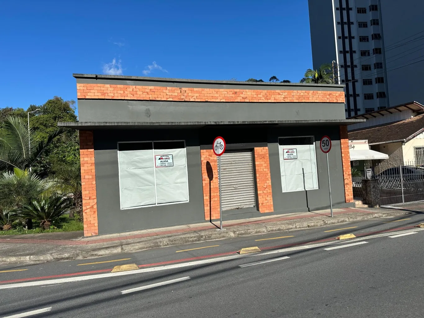 sala comercial para locação no bairro Ponta Aguda em Blumenau, SC. - foto 1