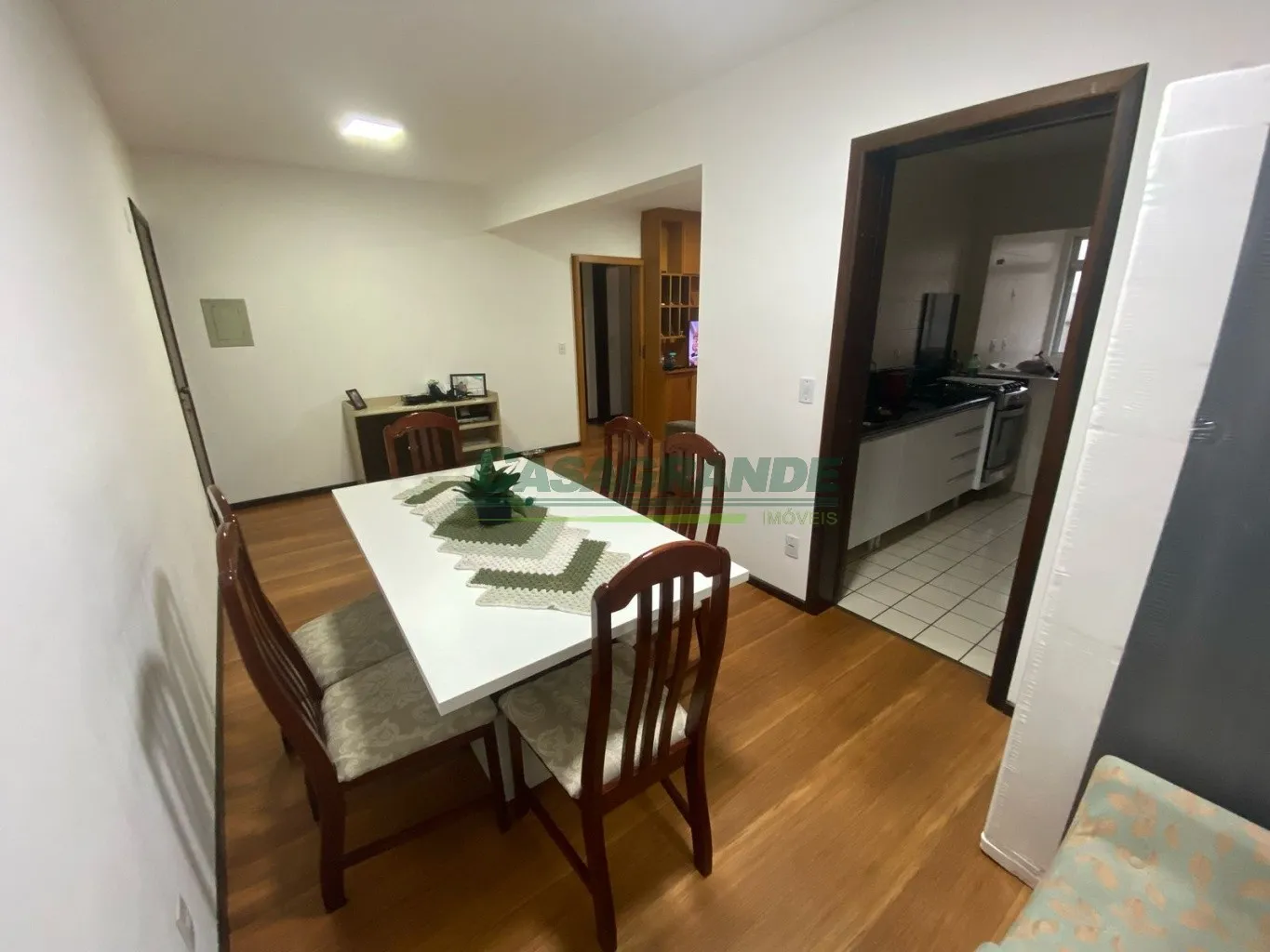 Ótimo Apartamento no Bairro Garcia em Blumenau com 2 Dormitórios e 78 m. — foto 3