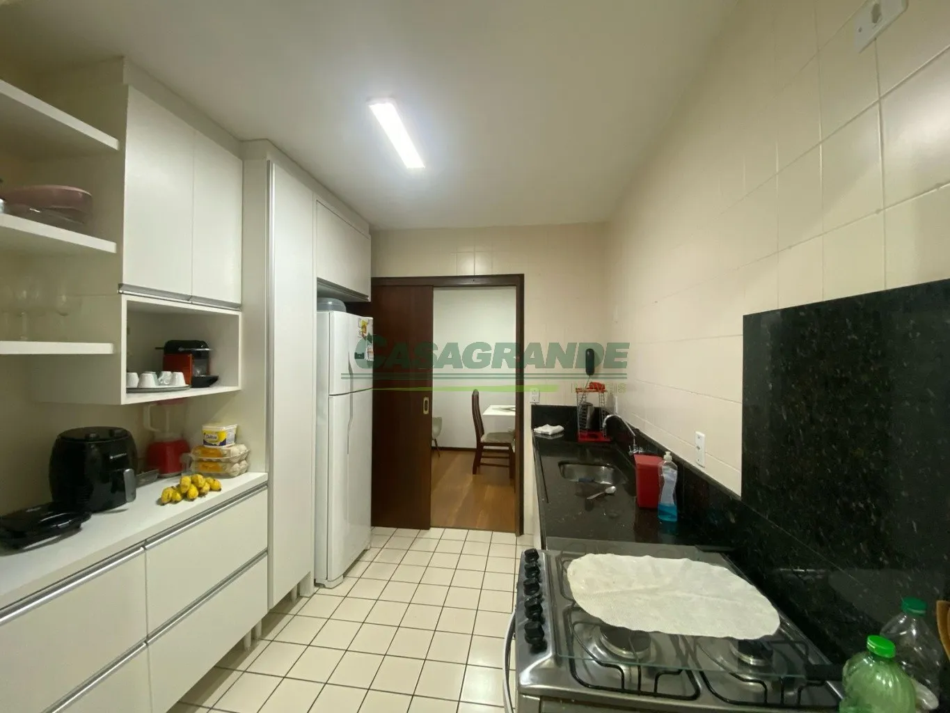 Ótimo Apartamento no Bairro Garcia em Blumenau com 2 Dormitórios e 78 m. — foto 6
