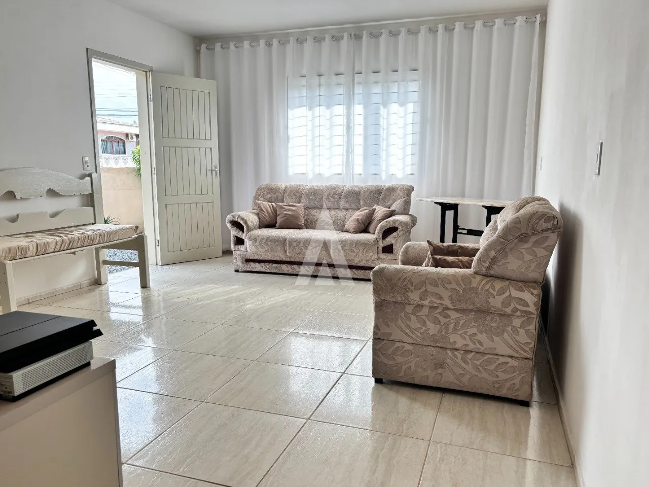 Sobrado Geminado com 1 suíte(s) mais 2 quarto(s) à venda no bairro Nova Brasília em Joinville, de R$ 480.000,00 para R$456.00,00. — foto 4