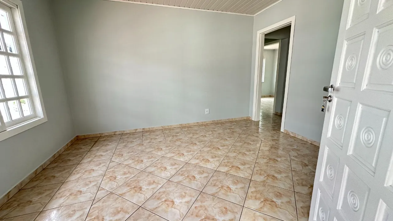 Casa com 2 quarto(s) à venda no bairro Bucarein em Joinville, por R$ 390.000.00. — foto 3