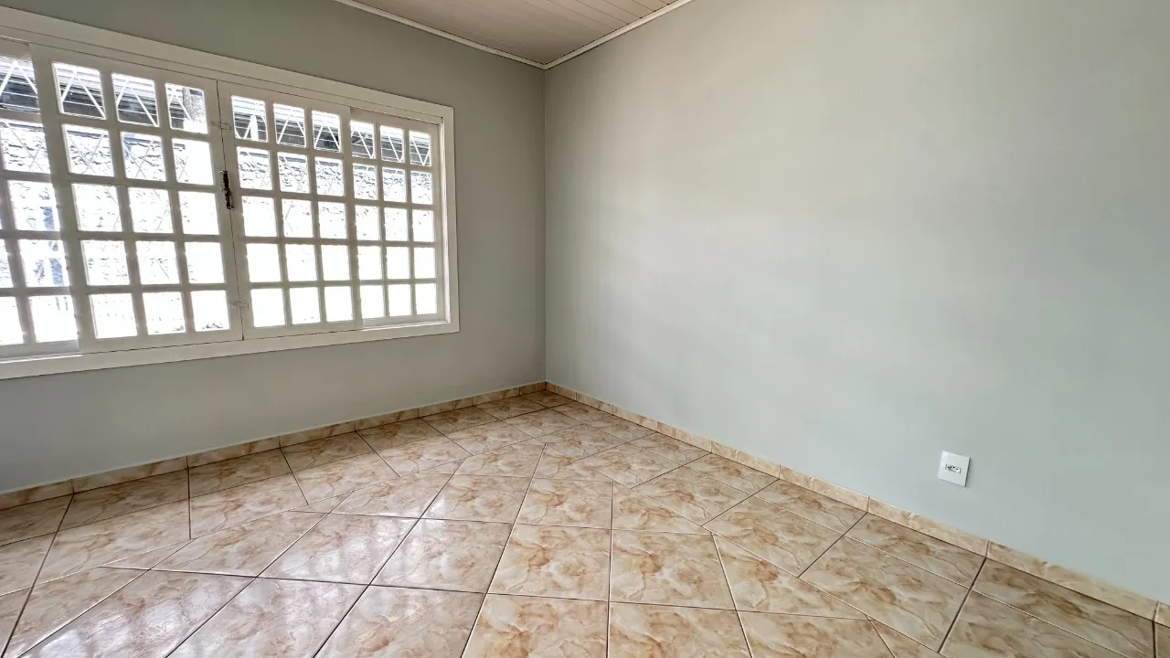 Casa com 2 quarto(s) à venda no bairro Bucarein em Joinville, por R$ 390.000.00. — foto 4