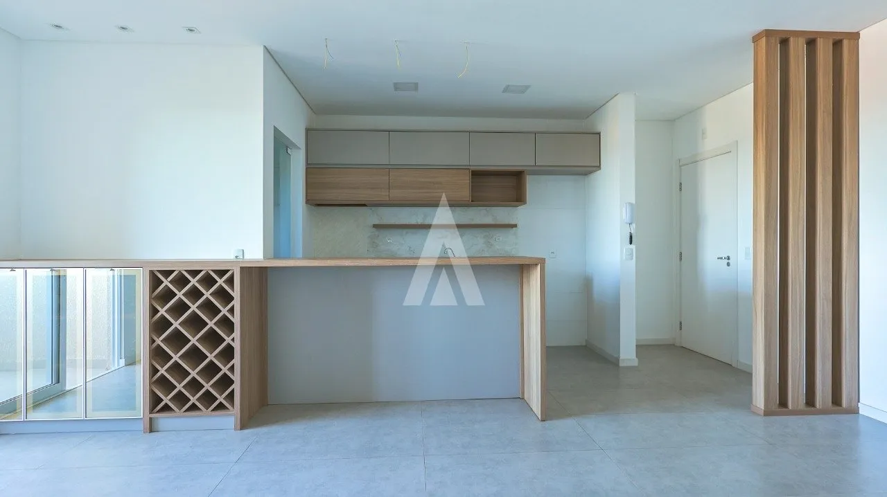 Apartamento com 1 suíte(s) mais 2 quarto(s) à venda no bairro ANITA GARIBALDI em JOINVILLE, por R$ 790.000.00. — foto 4