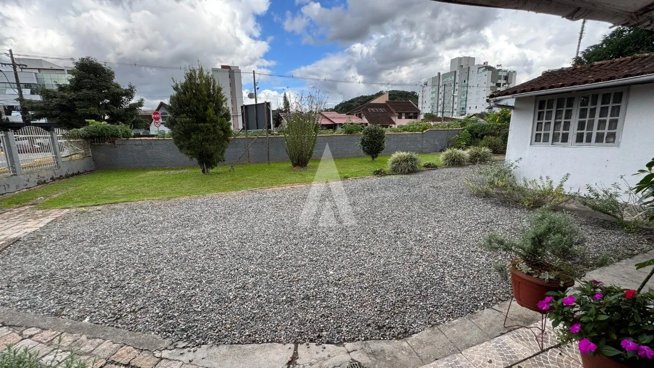 Terreno à venda no bairro América em Joinville, por R$ 760.000.00. - foto 1