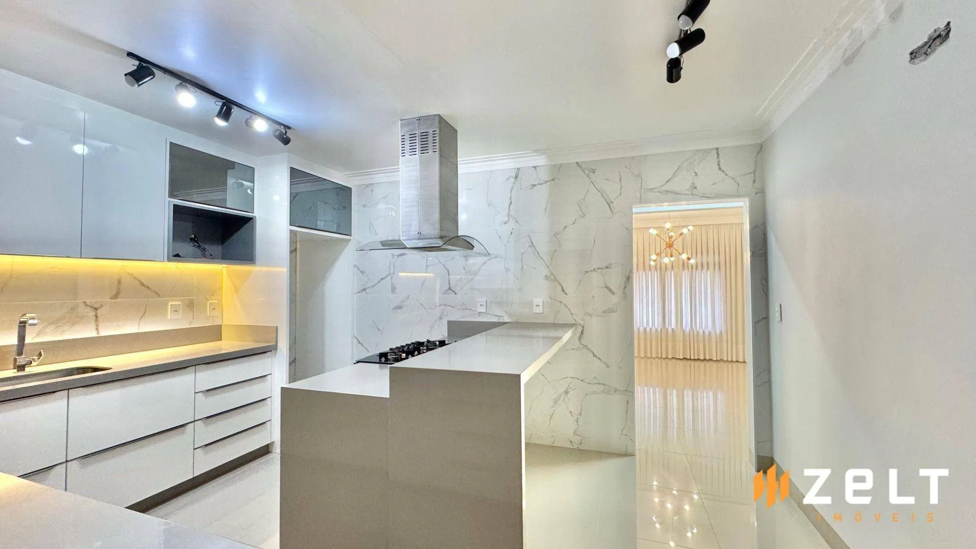 Casa · à venda · 3 quartos · 226m² · Itoupava Norte, Blumenau