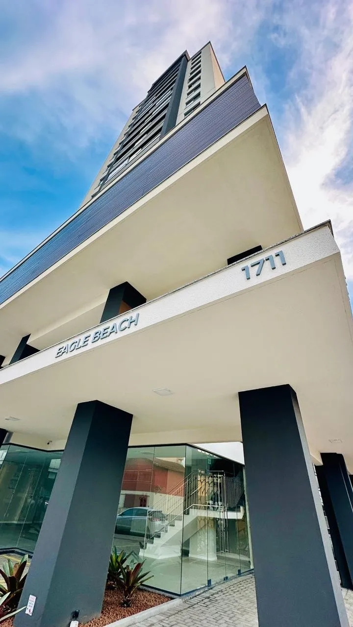 Apartamento mobiliado com 2 quartos no Centro de Balneário Piçarras — foto 2