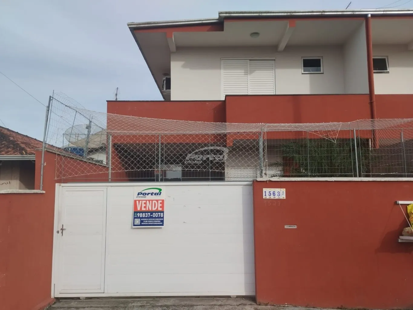 Ampla casa no Itacolomi no Balneário Piçarras - foto 1
