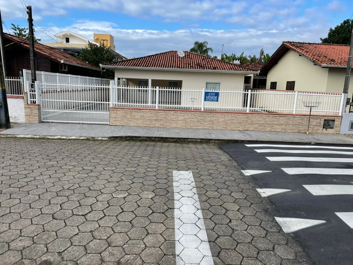 Casa a venda em Barra Velha com piscina - foto 1