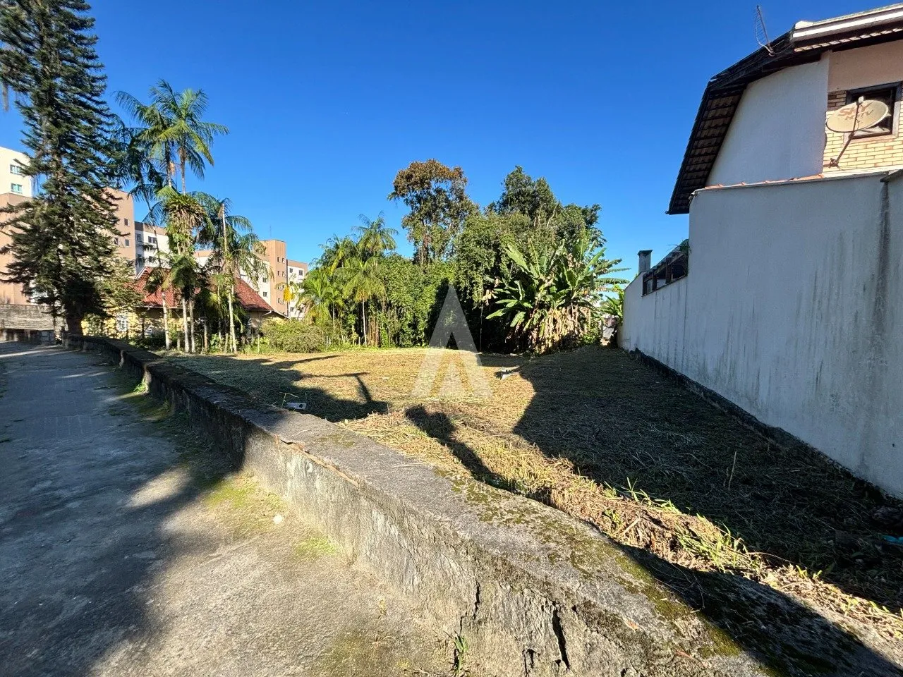 Terreno à venda no bairro Anita Garibaldi em Joinville, por R$ 6.613.442.00. — foto 5