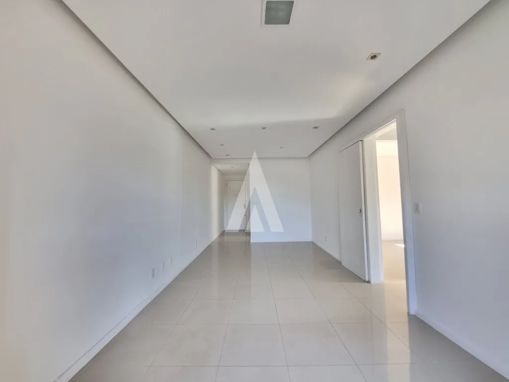 Prédio Comercial à venda no bairro Iririú em Joinville, por R$ 1.300.000.00. — foto 7