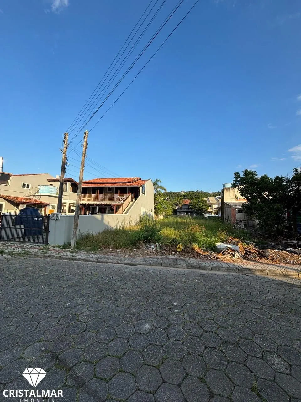 Achei o lote para você vir morar na Praia de Bombas, a 500 metros do Mar, Ótima — foto 4