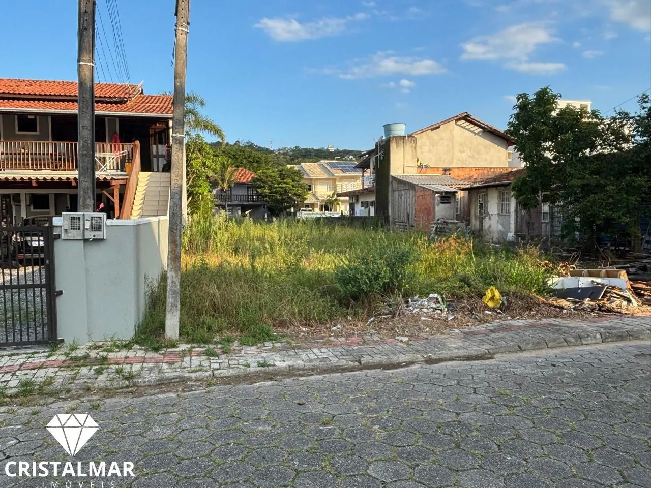 Achei o lote para você vir morar na Praia de Bombas, a 500 metros do Mar, Ótima — foto 5