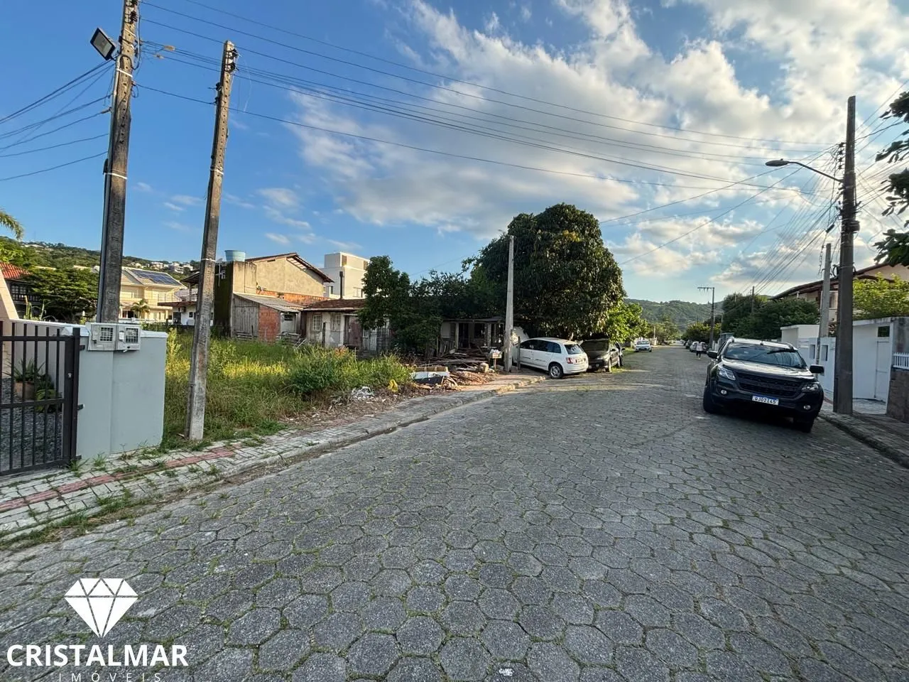 Achei o lote para você vir morar na Praia de Bombas, a 500 metros do Mar, Ótima — foto 6
