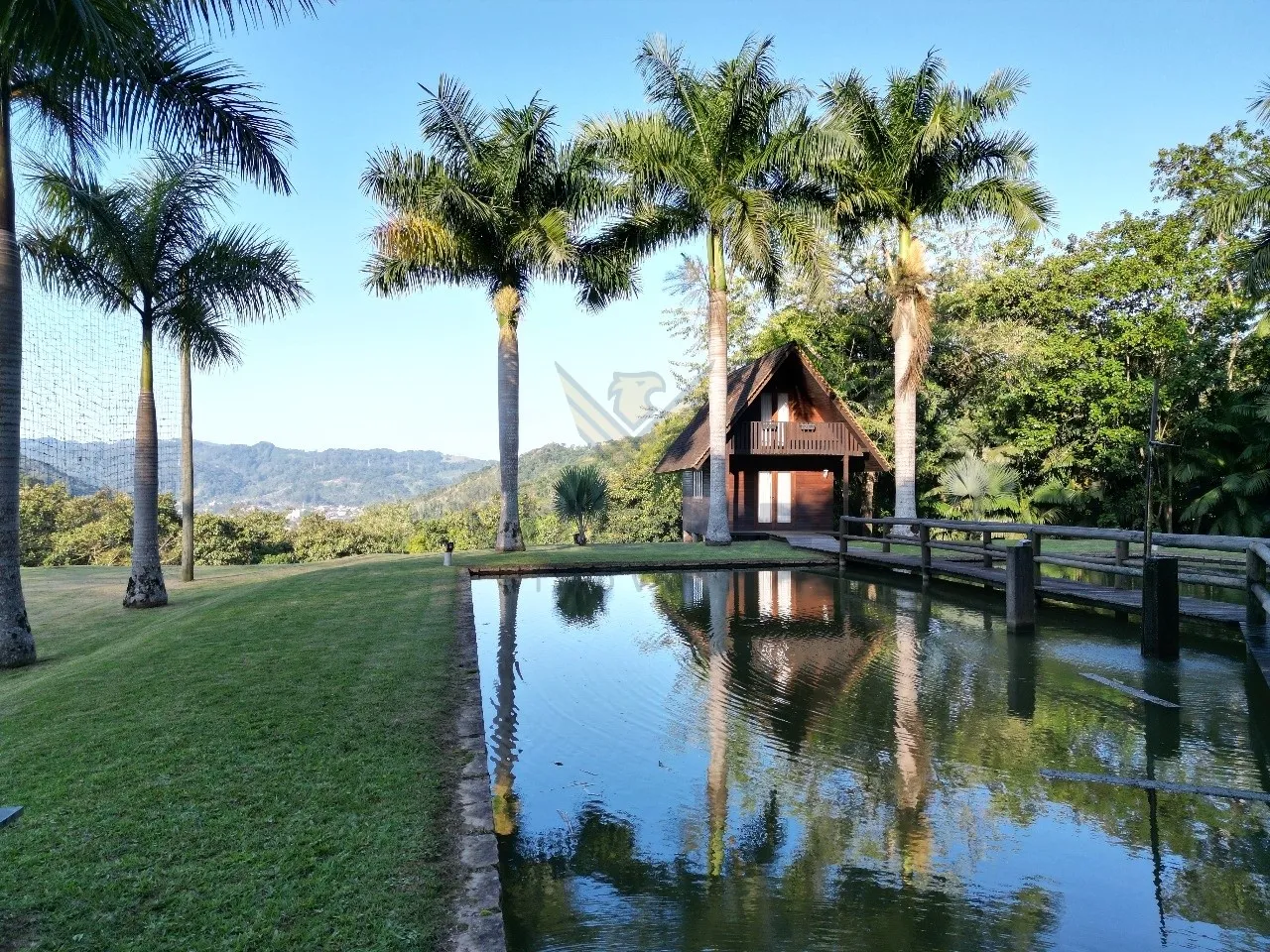 Sítio num refúgio em meio à natureza em Rodeio! - foto 1