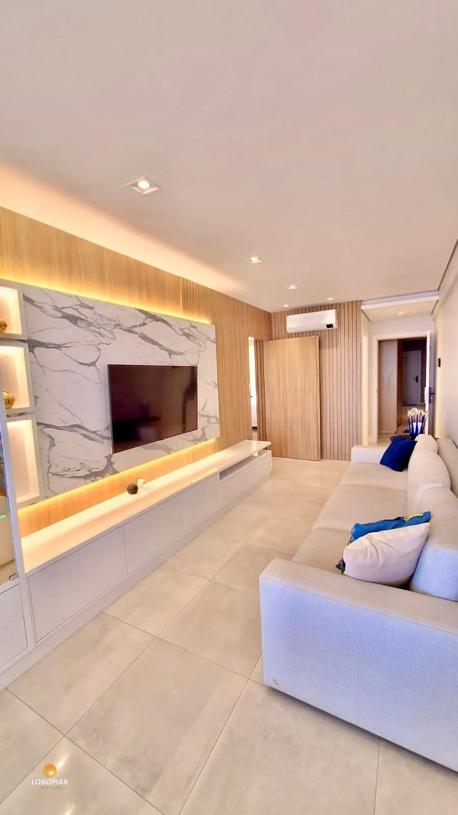 Apartamento frente mar, mobiliado, com 3 dormitórios, 2 vagas de garagem, no Cen — foto 4