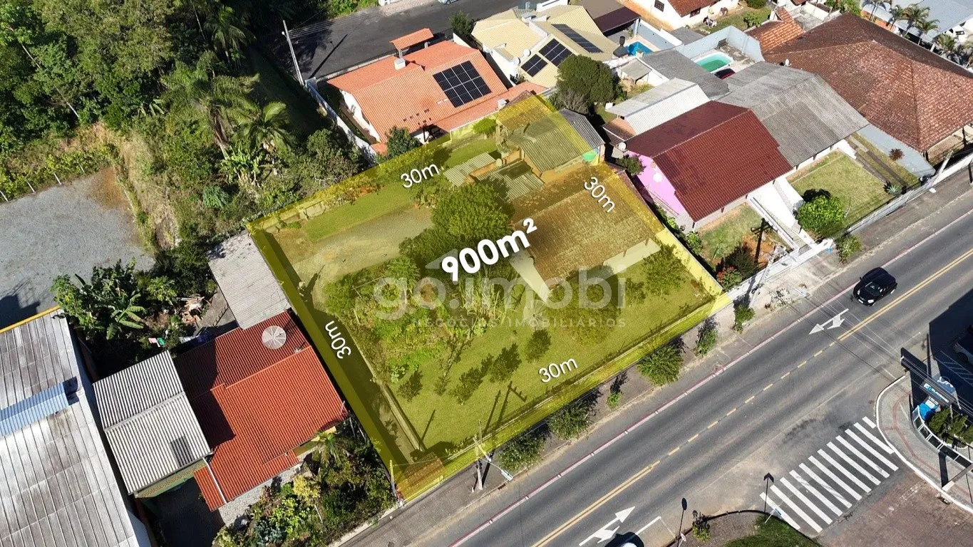 Casa com Amplo Terreno no Bairro dos Estados em Indaial - foto 1