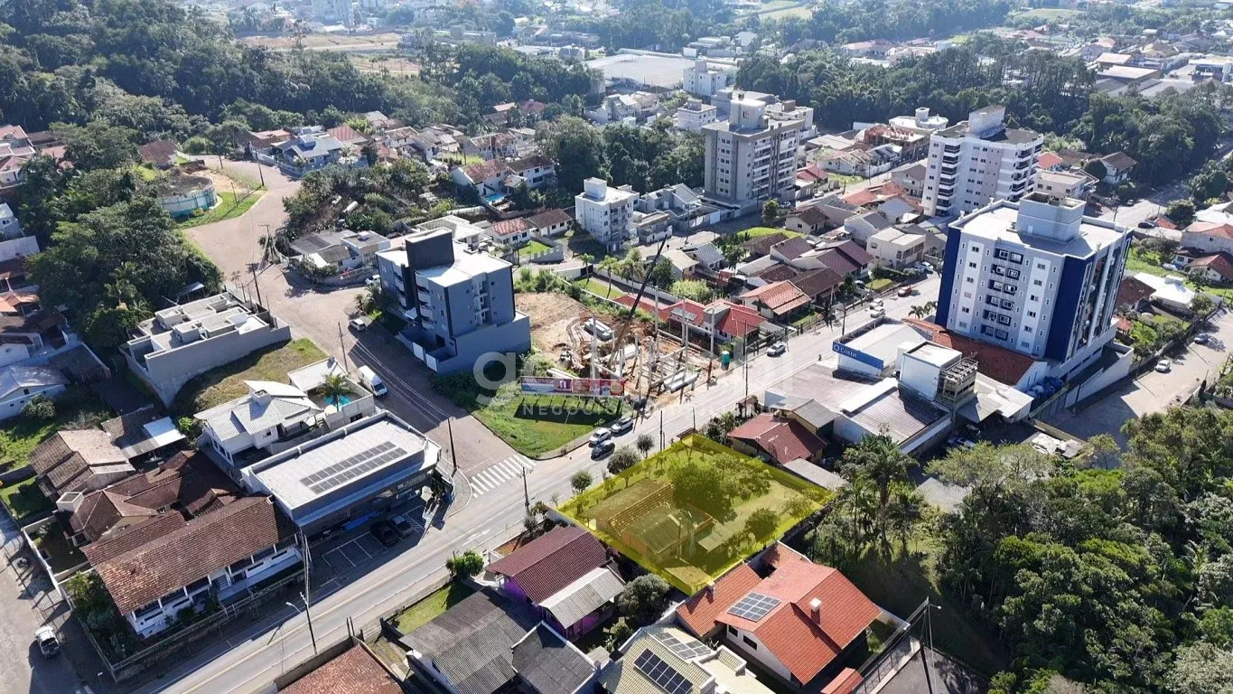 Casa com Amplo Terreno no Bairro dos Estados em Indaial — foto 5