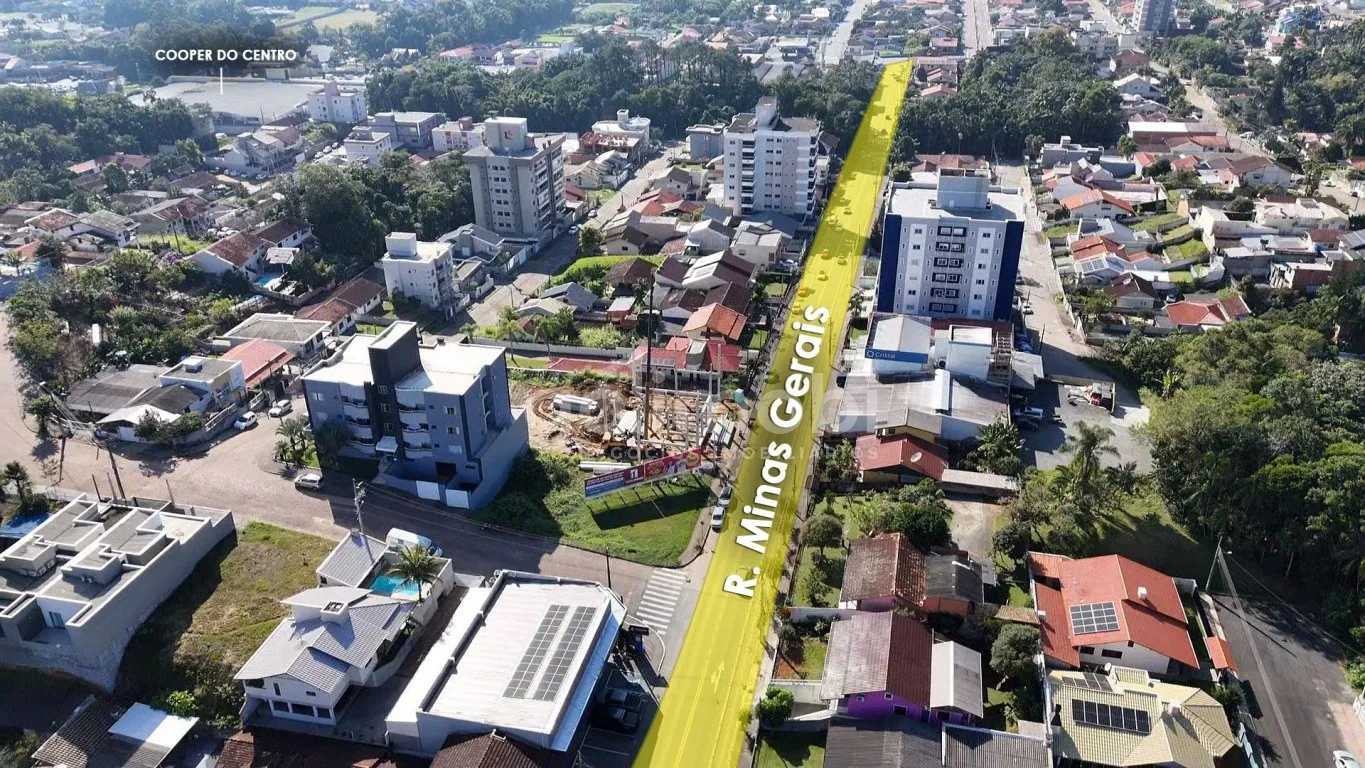 Casa com Amplo Terreno no Bairro dos Estados em Indaial — foto 7