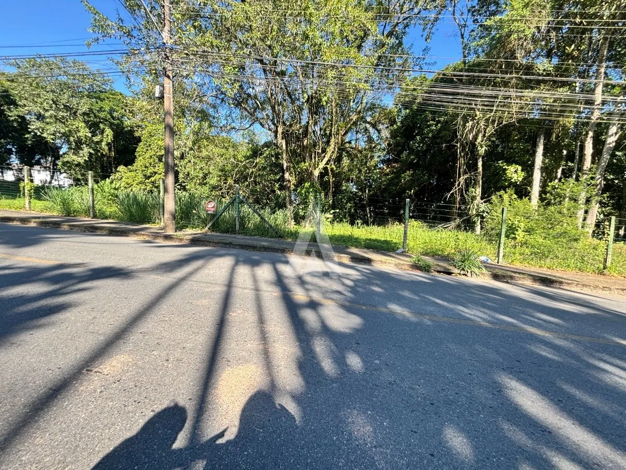 Terreno à venda no bairro Floresta em Joinville, por R$ 1.443.000.00. — foto 3