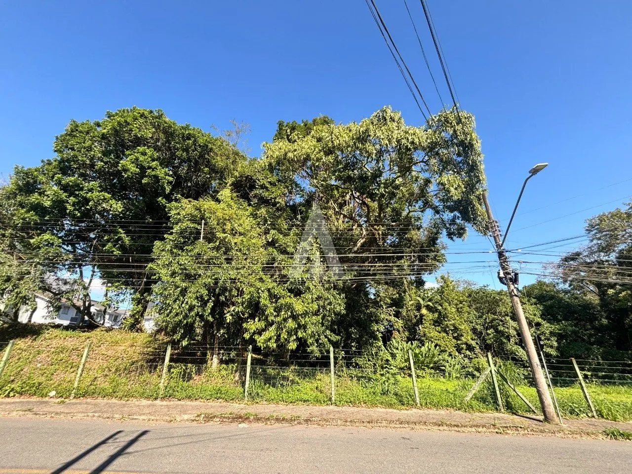 Terreno à venda no bairro Floresta em Joinville, por R$ 1.440.000.00. — foto 4